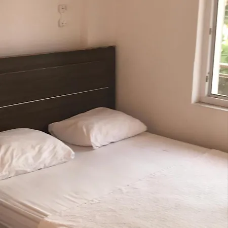 Kircin Butik לינה וארוחת בוקר